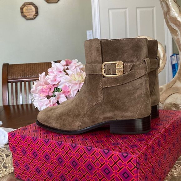 Tory Burch ankle boots - Picture 3 of 11